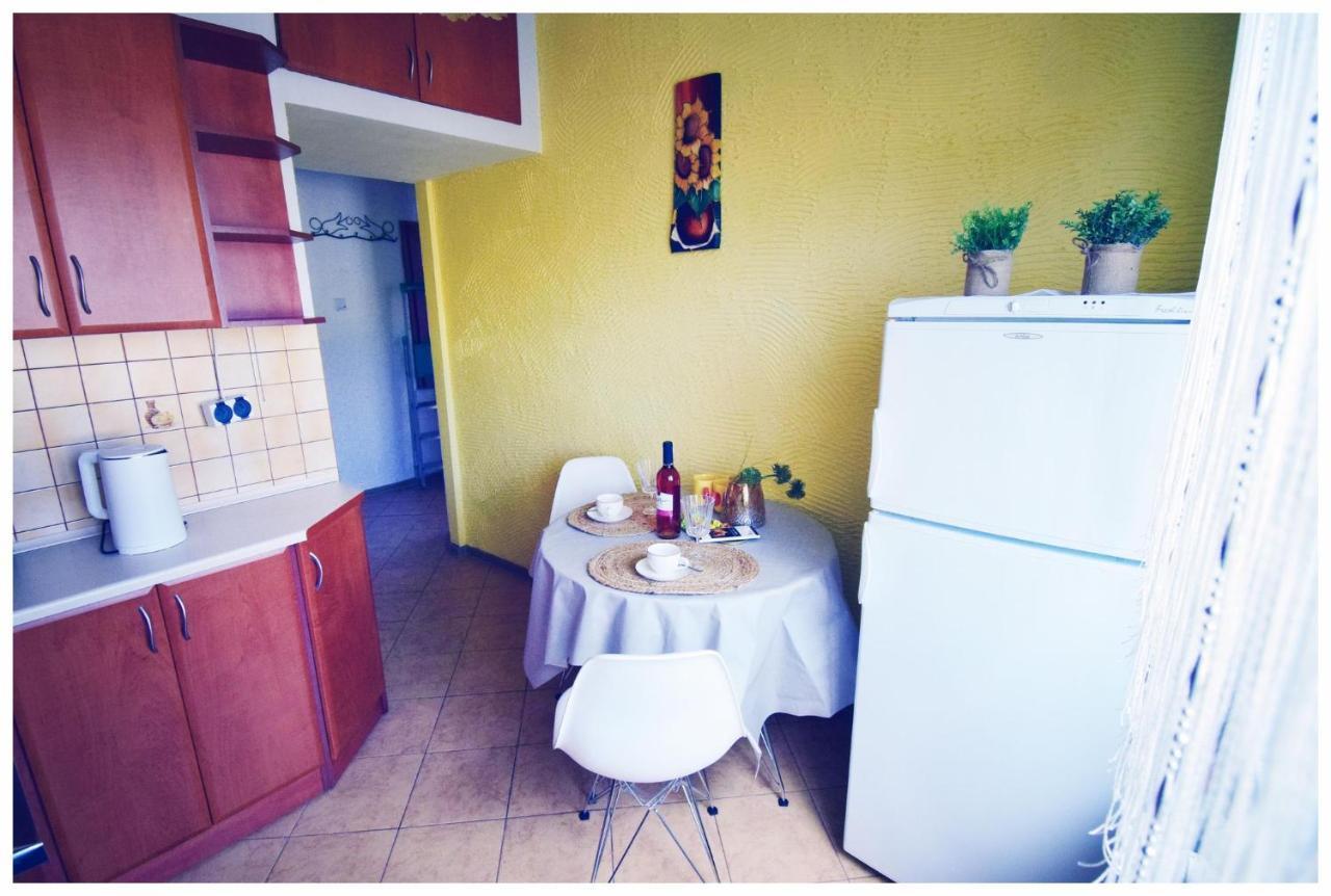 Color24 Apartament VI สตาโลวา โวลา ภายนอก รูปภาพ