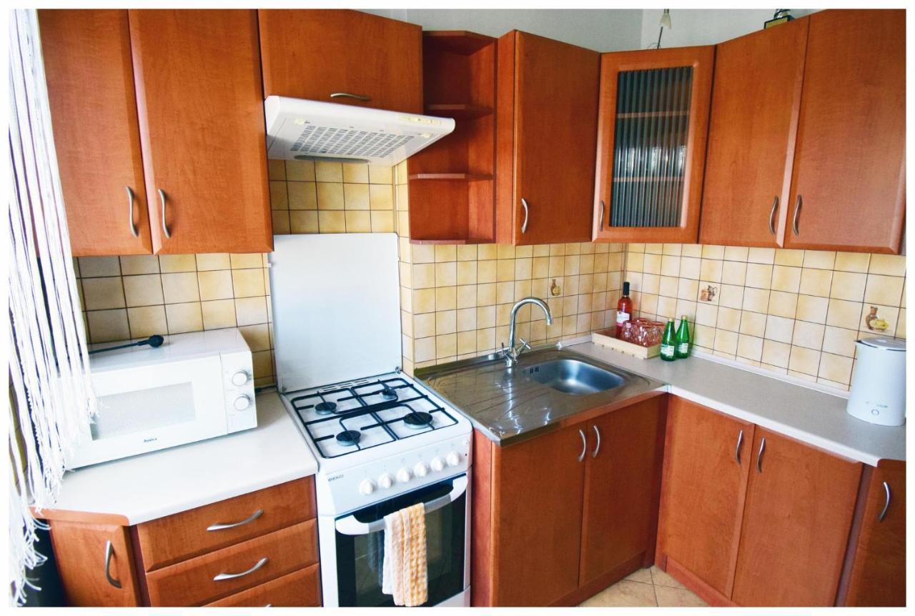 Color24 Apartament VI สตาโลวา โวลา ภายนอก รูปภาพ
